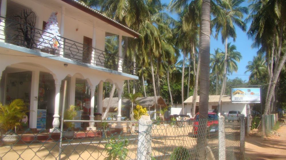 French Garden Resort Uppuveli Exterior foto
